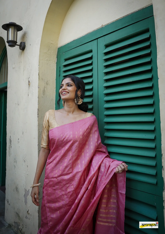 Subtle Shine. Timeless Saree.