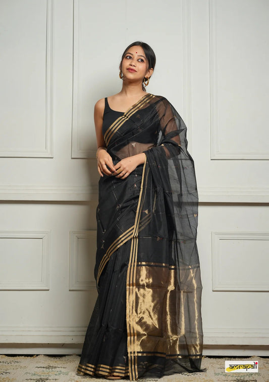 Traditional Handloom Saree – Pure Grace