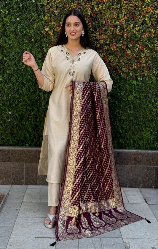 Off White Kurta Set with Dupatta – Elegant Festive & Party Wear for Women