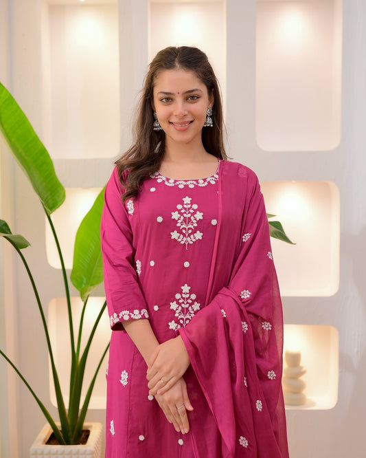 Pink Ethnic Wear – Graceful & Trendy