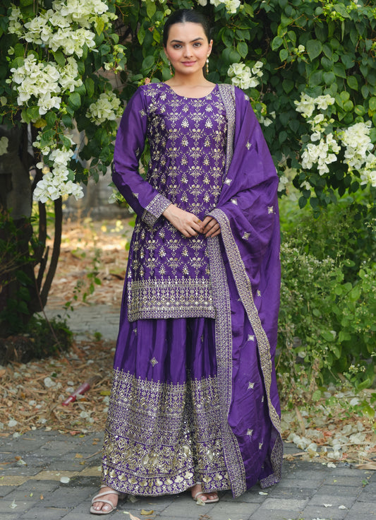 Eye-Catching Kurta Set