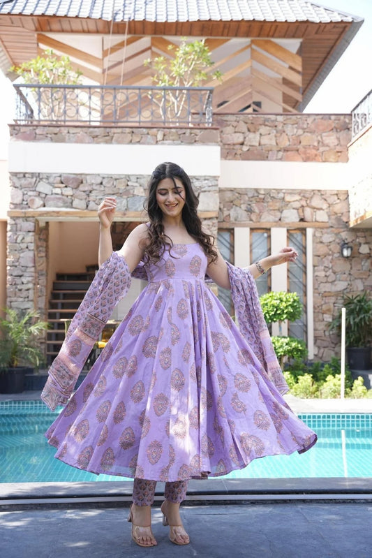 Solid Purple Ethnic Kurta Set for women