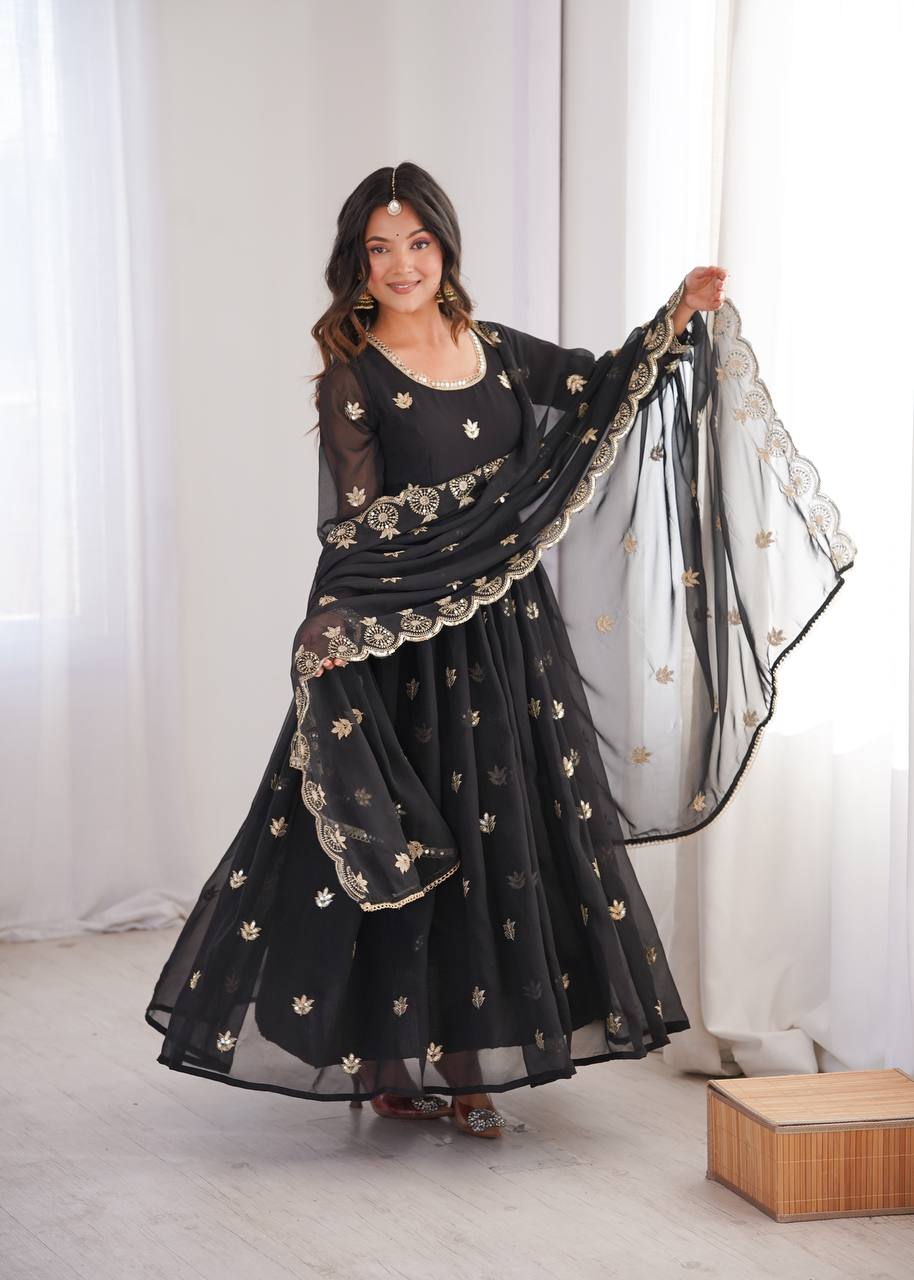 Black Georgette Embroidered Anarkali Suit Set with Cutwork Dupatta