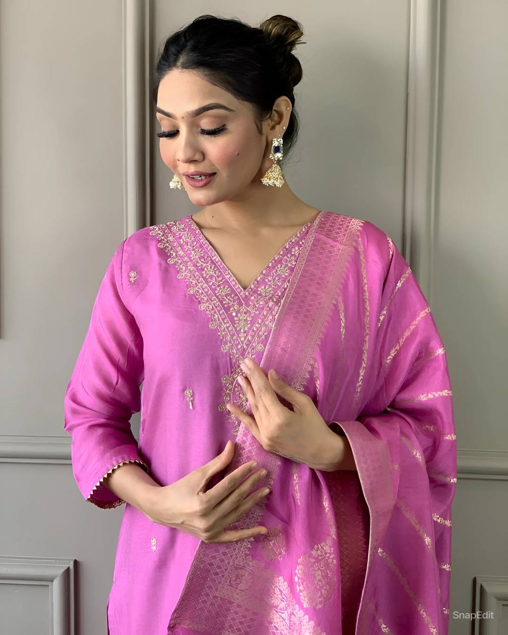 Embroidered V-Neck Thread Work Pink Kurta Set