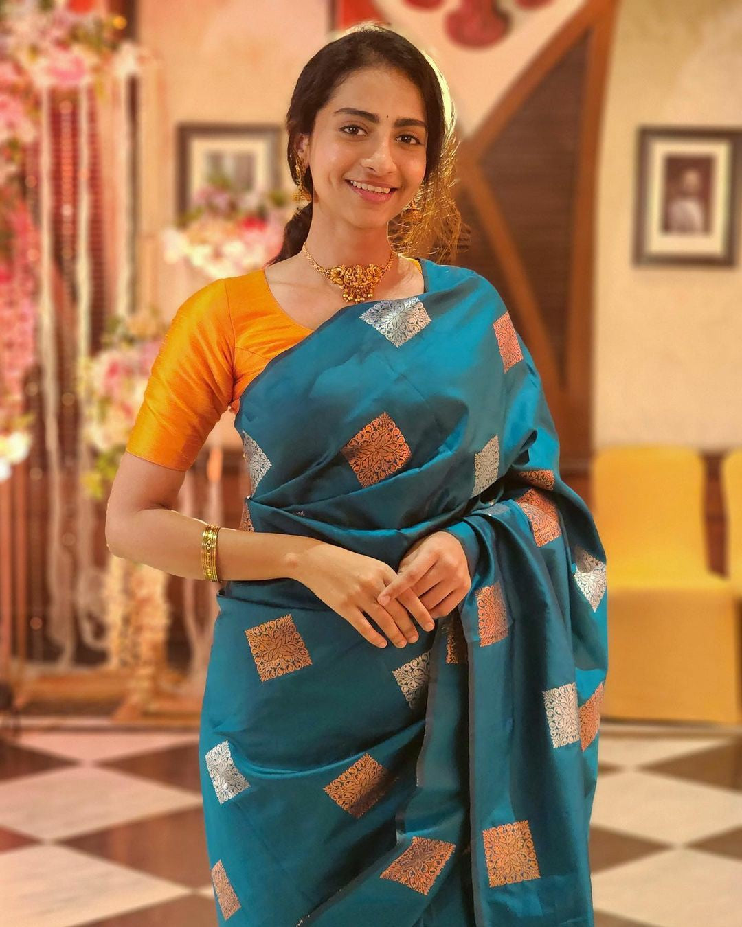 Elegant Teal Silk Saree with Dual-Tone Zari Buttas