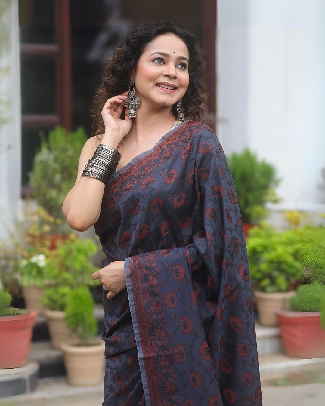 Grey Silk Saree with Maroon Motifs & Zari Pallu