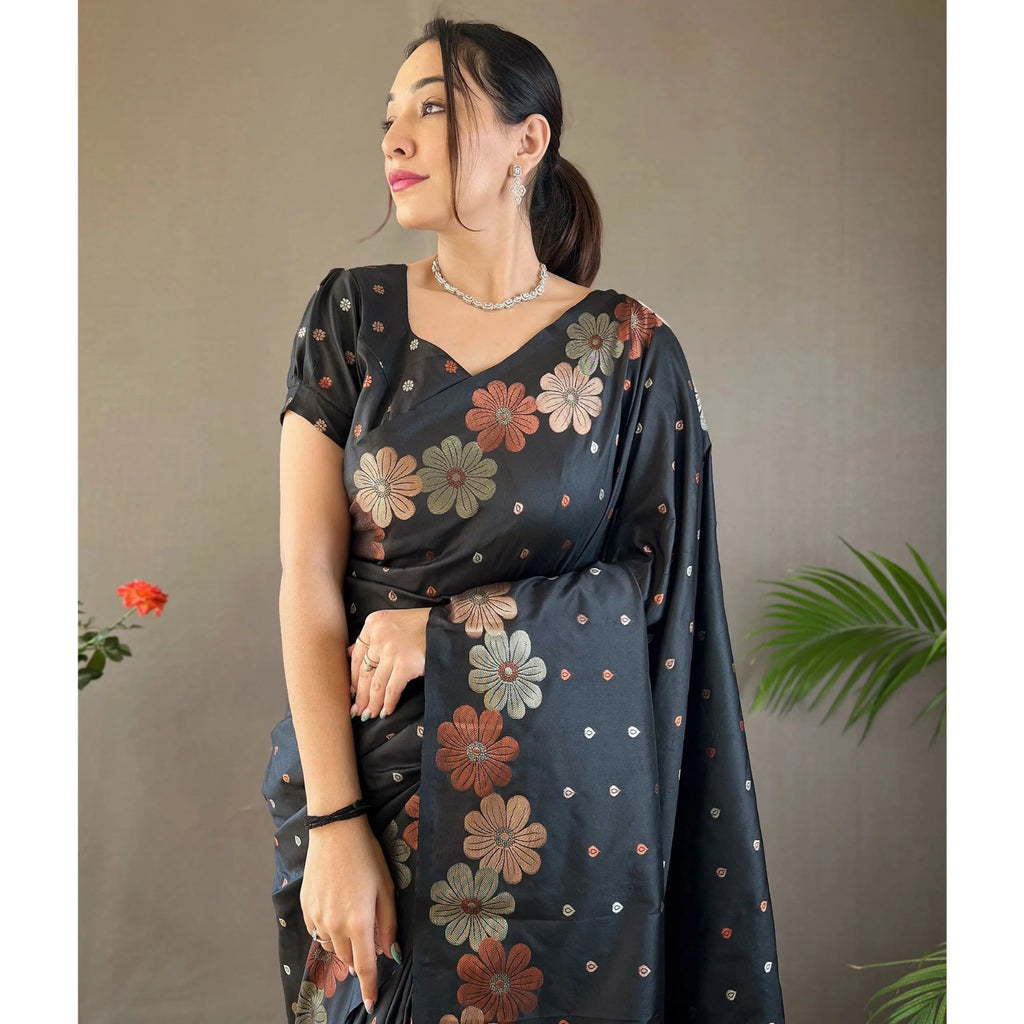 Designer Floral Printed Saree with Elegant Border