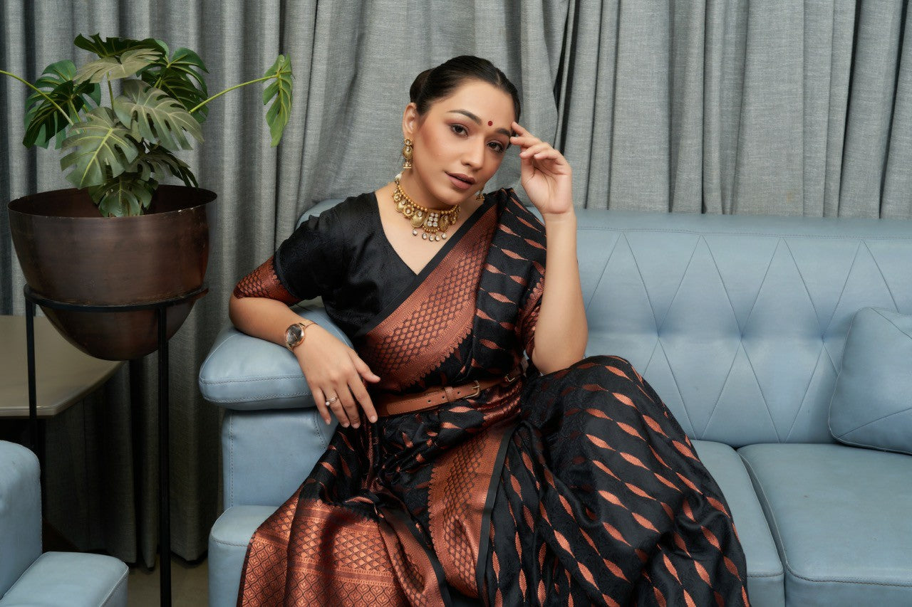 Elegant Designer Silk Saree with Zari Work