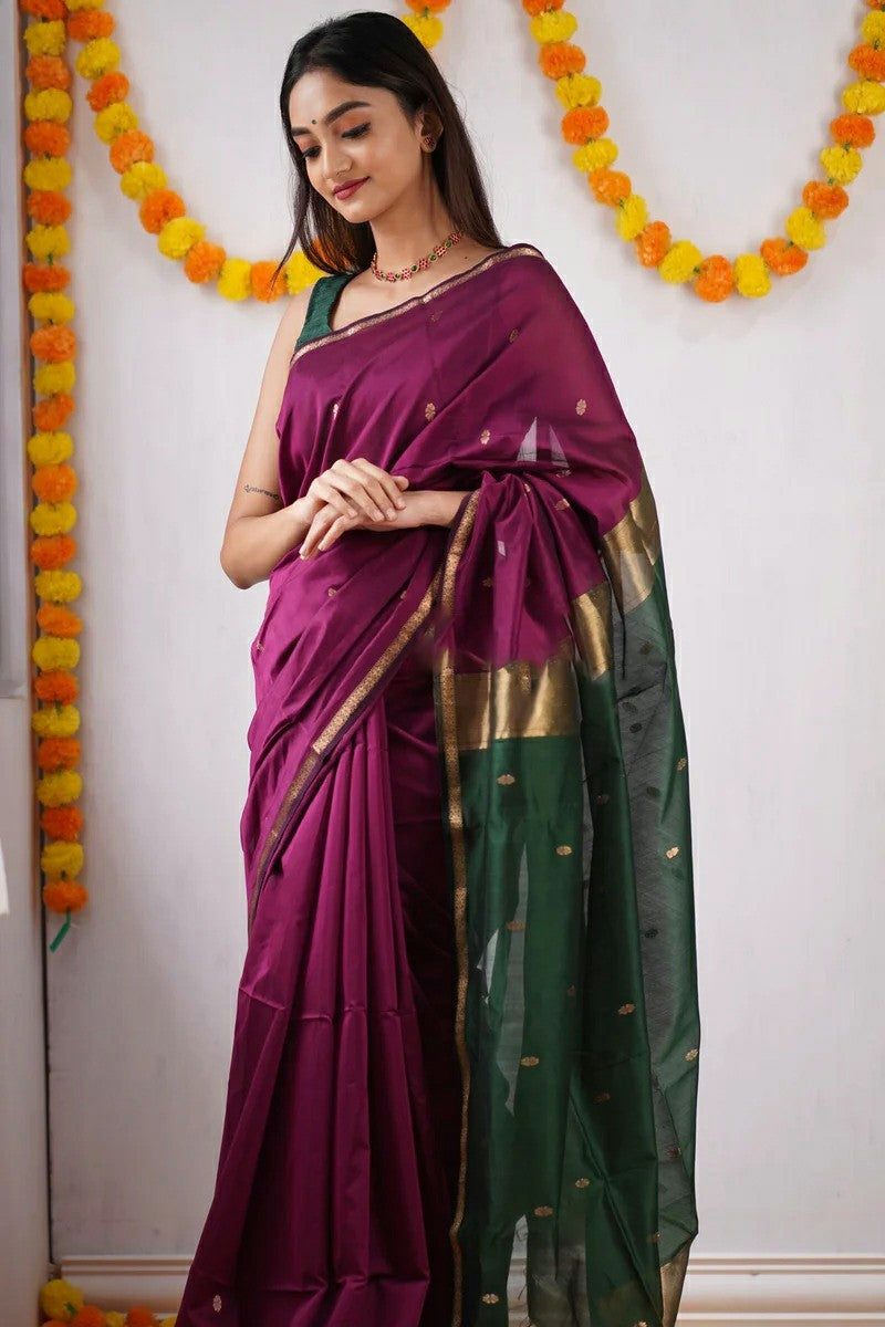 Elegant Traditional Saree with Contrast Border & Minimal Motifs for Festive Wear