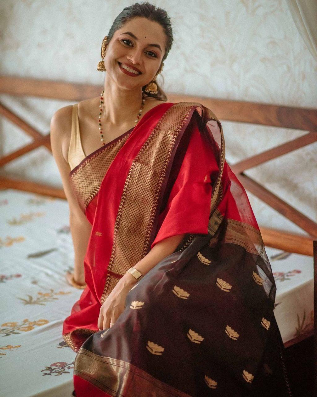 Red Silk Saree with Black & Gold Zari Pallu