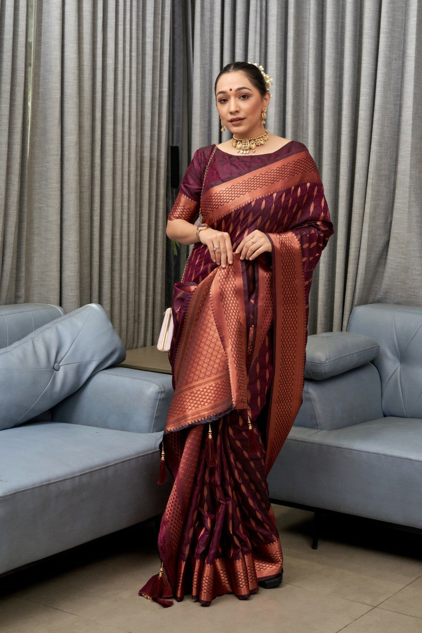 Elegant Designer Silk Saree with Zari Work