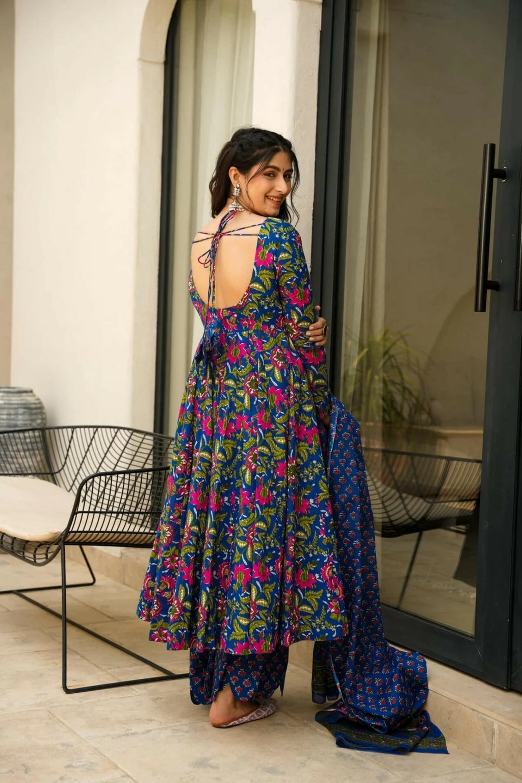 Elegant Blue Floral Printed Kurta Set with Dupatta for Women