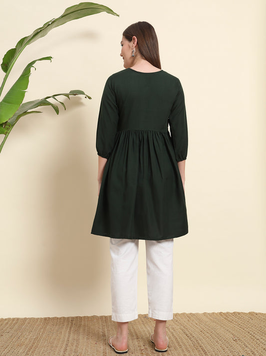 Chiknkari Green Short Kurti For Women