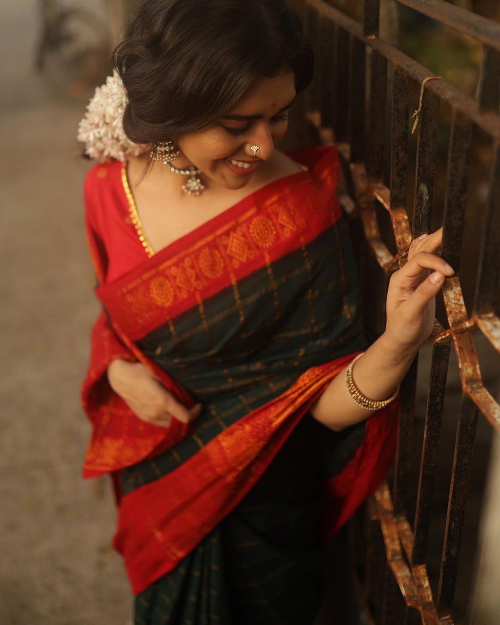 Red & Emerald Reverie