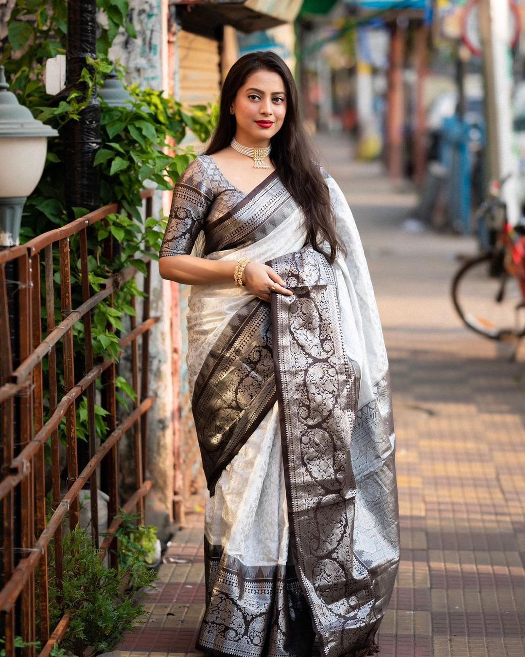 Ivory & Charcoal Elegance