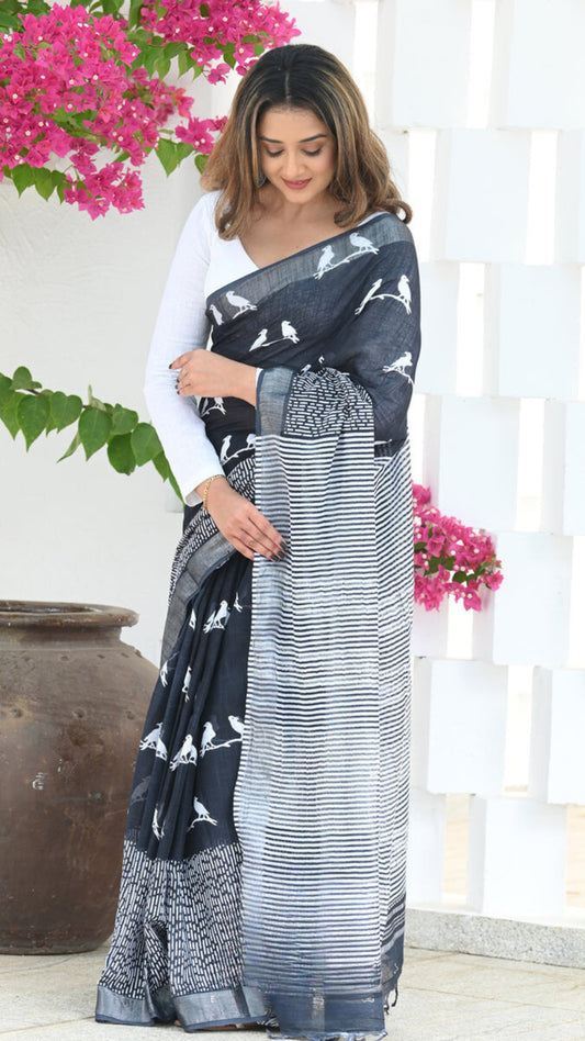 Elegant Ethnic Saree – Timeless Beauty