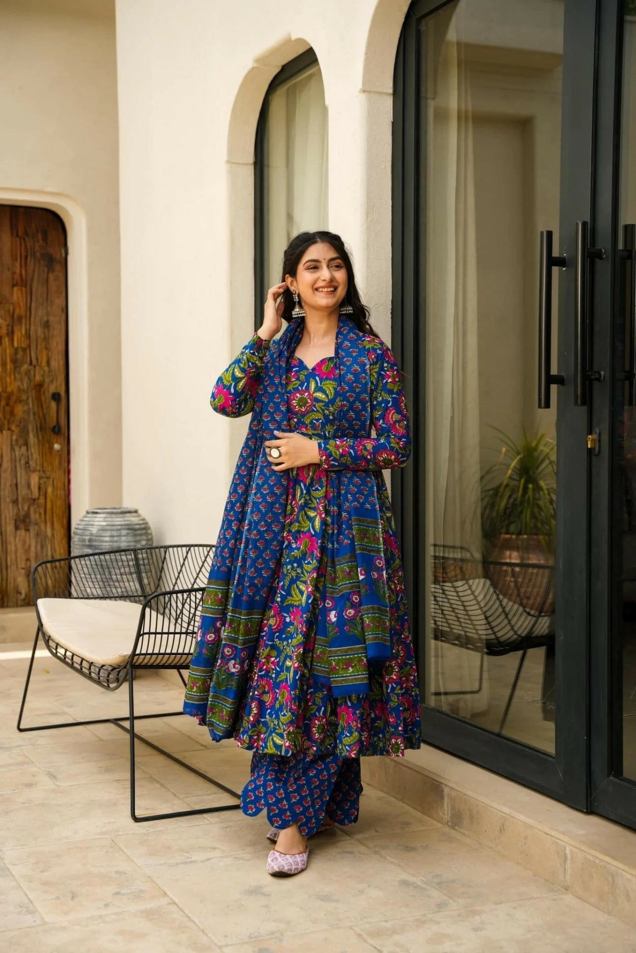 Elegant Blue Floral Printed Kurta Set with Dupatta for Women