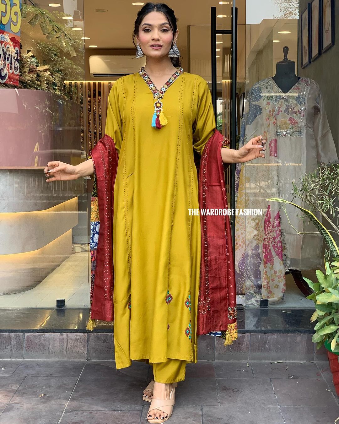 Viscsos Embroidered Yellow Kurta Set