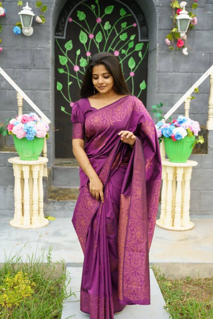 Purple Silk Saree with Gold Zari Weaving