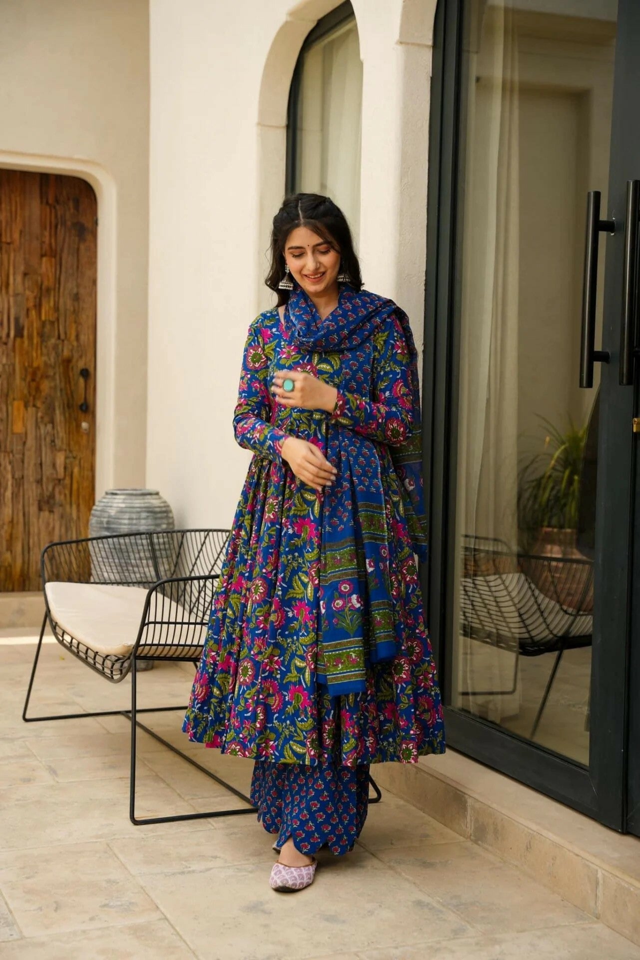 Elegant Blue Floral Printed Kurta Set with Dupatta for Women