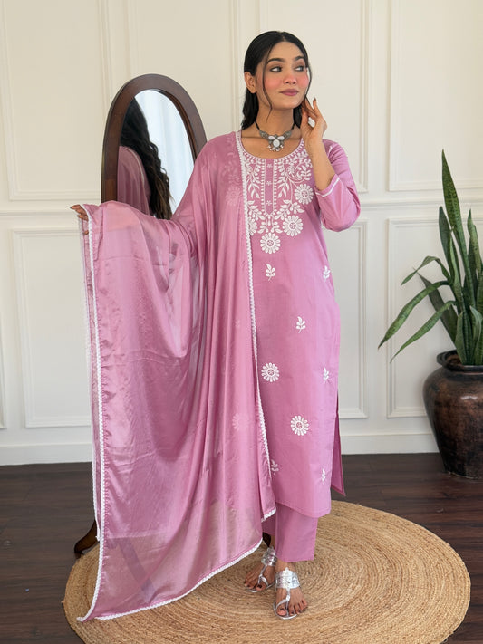 Comfort Fit Pink Kurta Set