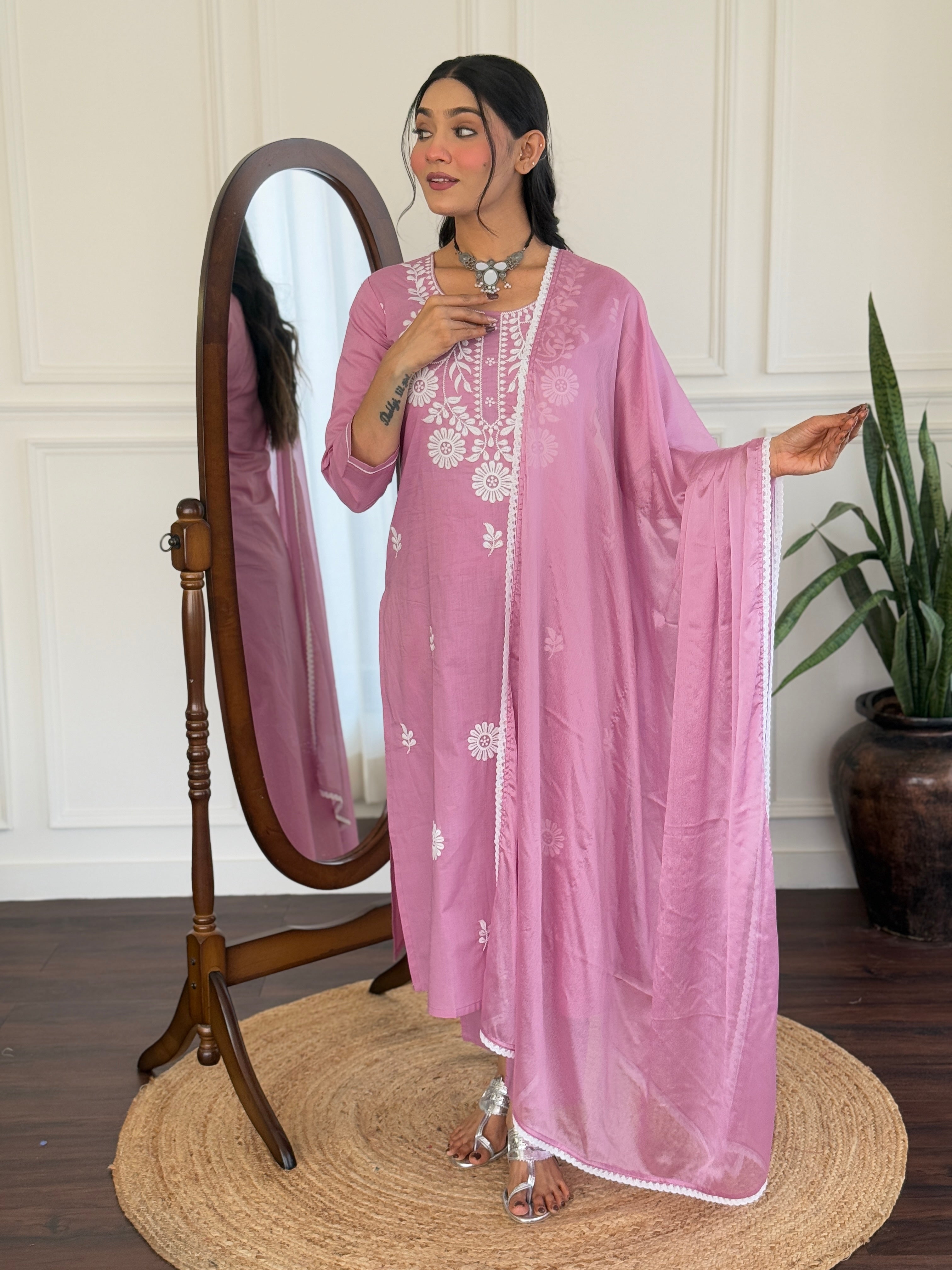 Comfort Fit Pink Kurta Set
