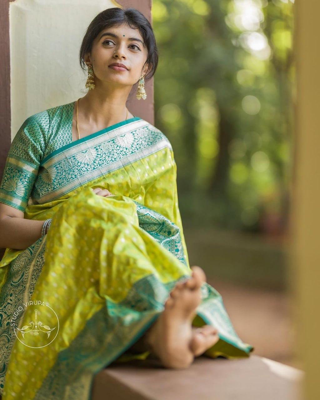 Lime Green & Teal Silk Saree with Zari Border | Festive & Wedding Wear Saree for Women