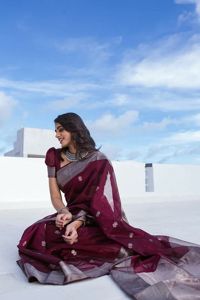 Elegant Linen Silk Saree with Metallic Border & Minimal Motifs
