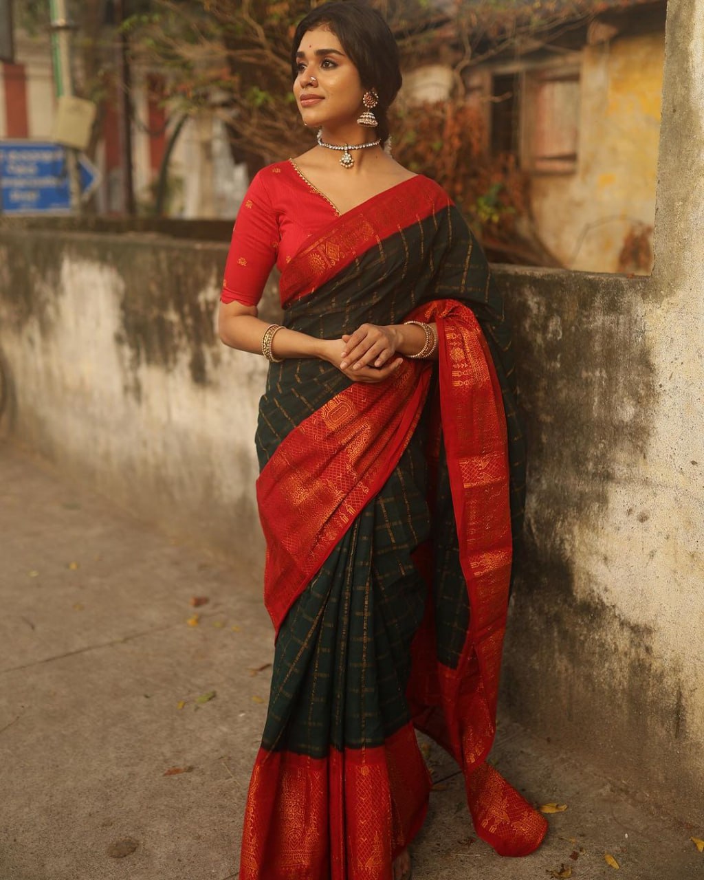 Red & Emerald Reverie