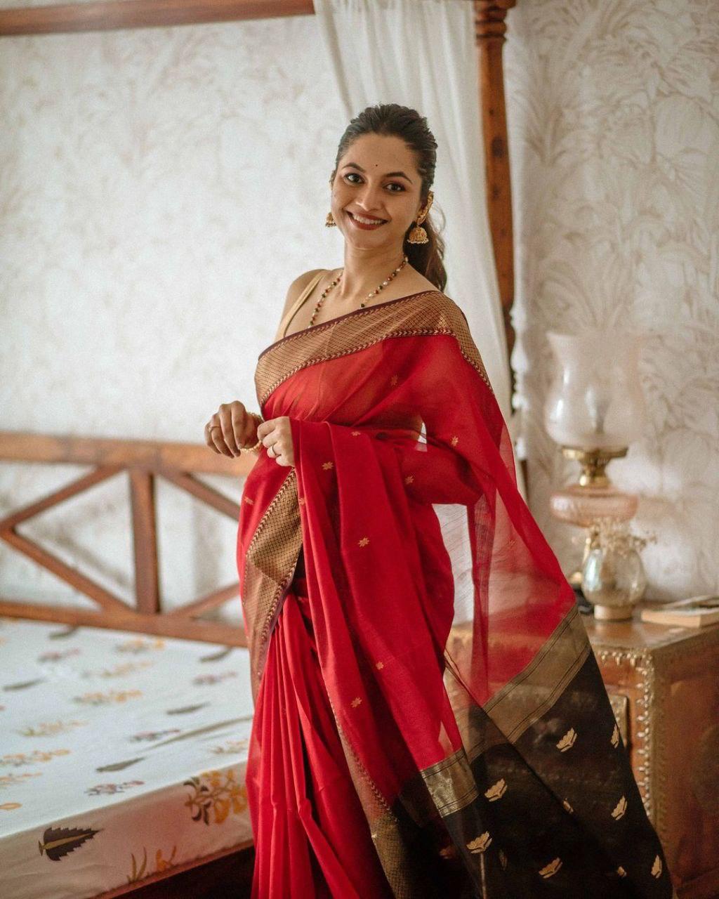 Red Silk Saree with Black & Gold Zari Pallu
