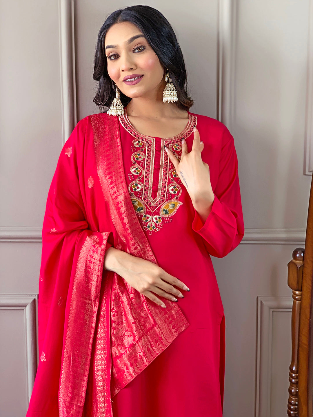 Women Viscos Chanderi Straight Red  Kurta Set