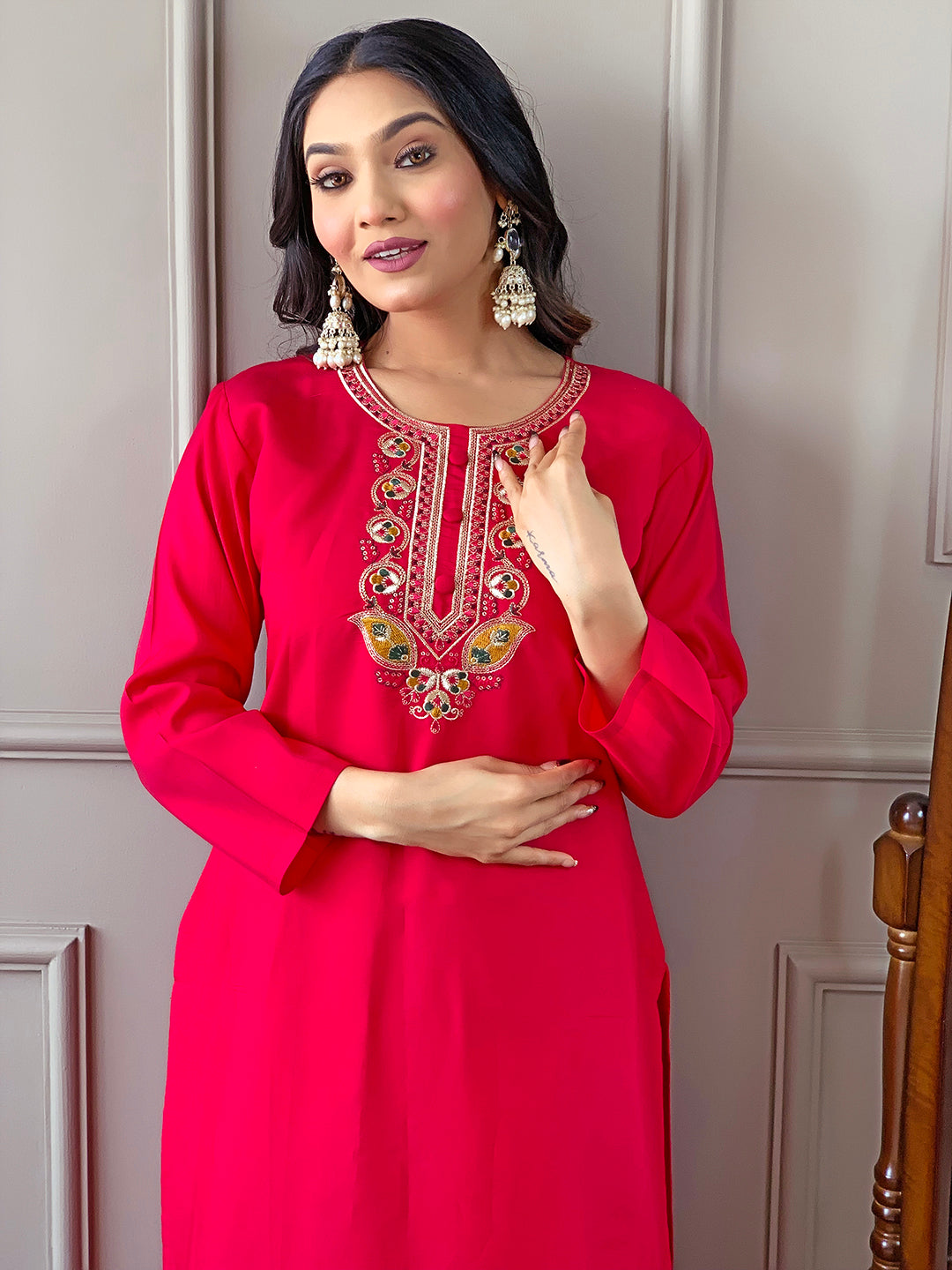 Women Viscos Chanderi Straight Red  Kurta Set