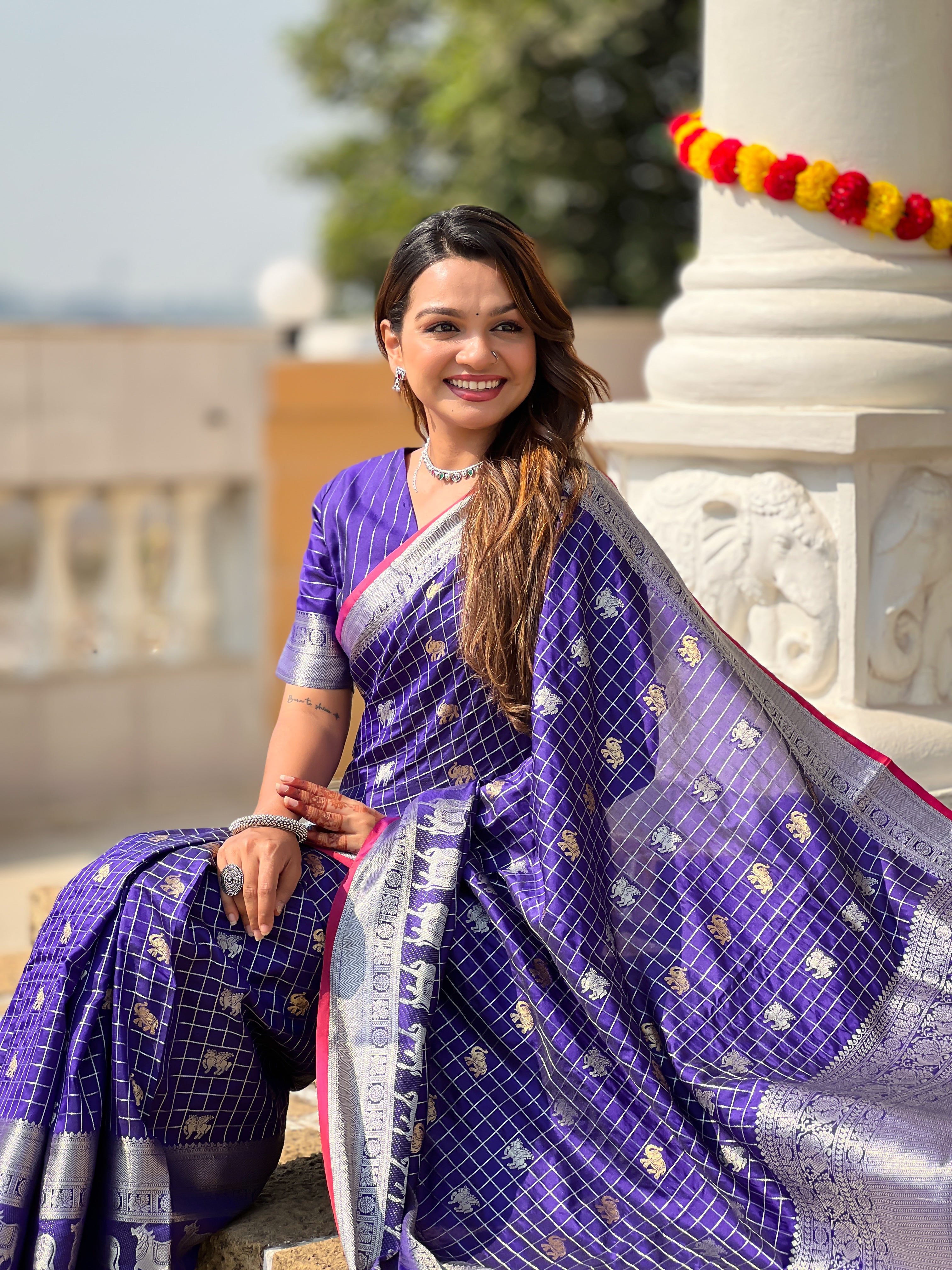 Elegant Woven Designer Saree with Traditional Motifs