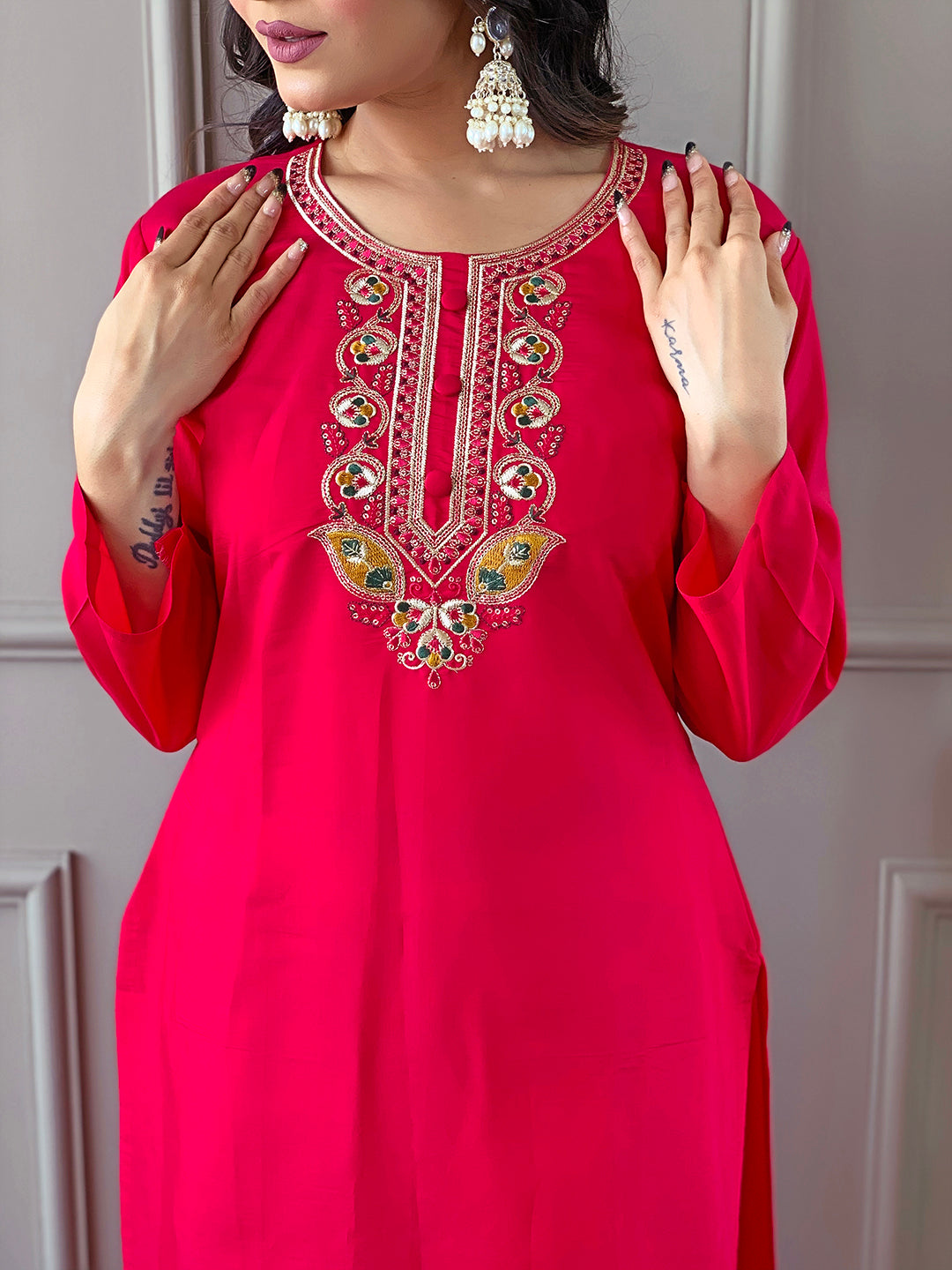 Women Viscos Chanderi Straight Red  Kurta Set