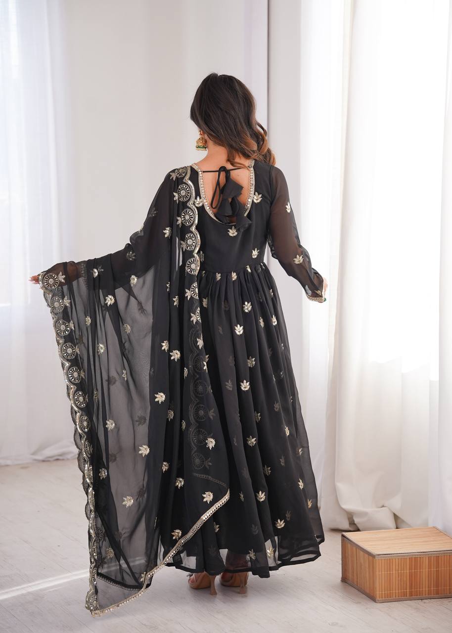 Black Georgette Embroidered Anarkali Suit Set with Cutwork Dupatta