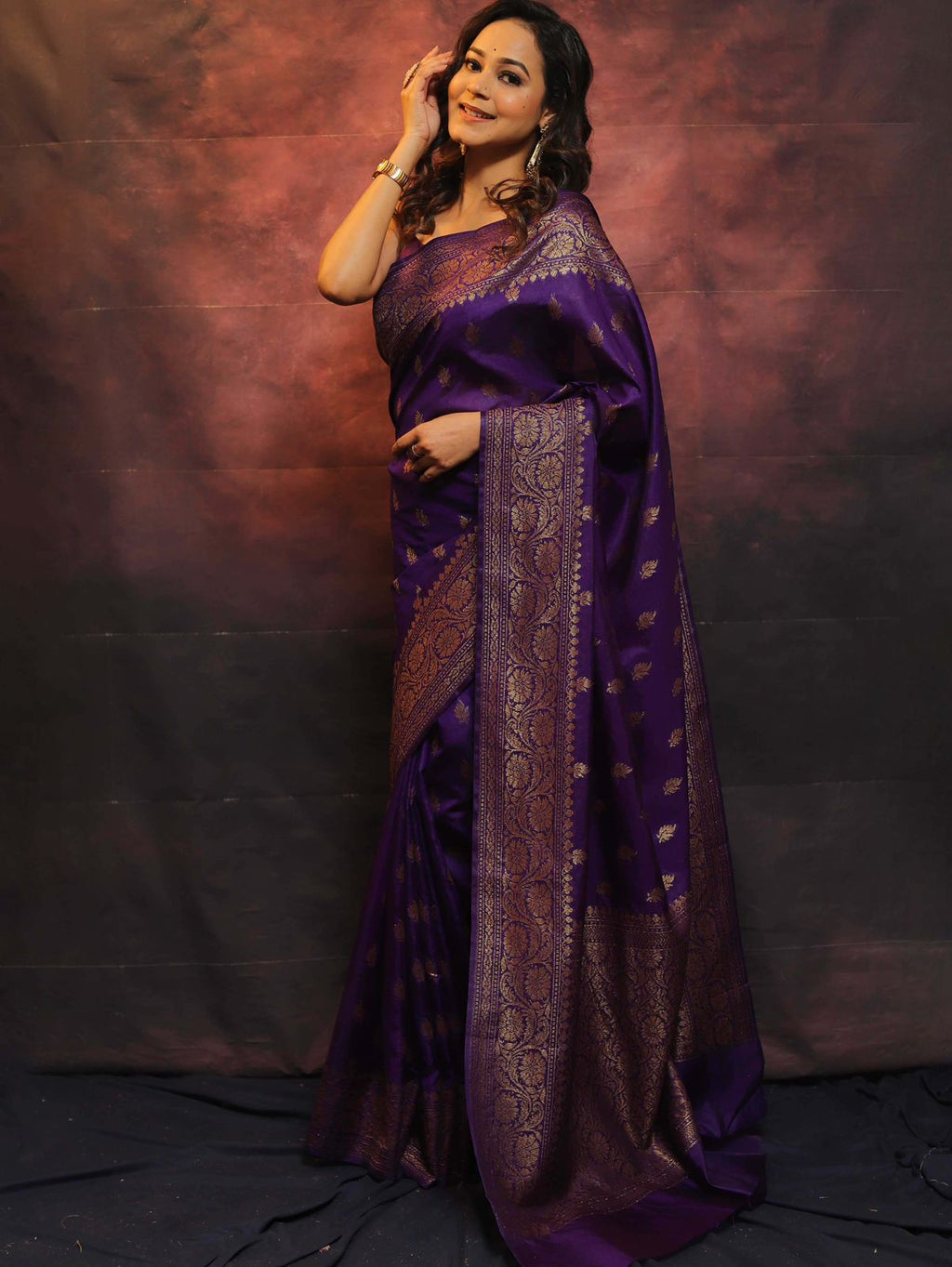 Royal Silk Saree with Rich Golden Border for Women