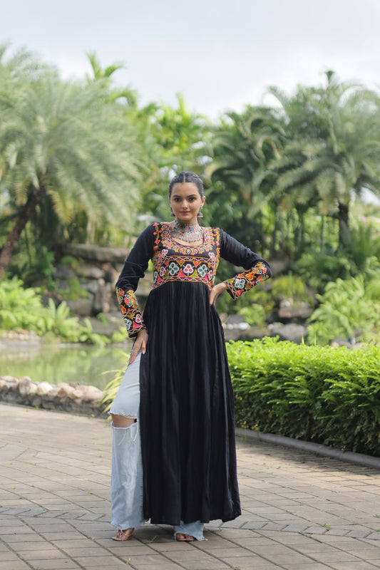 Gamthi Worked Kurta For Women