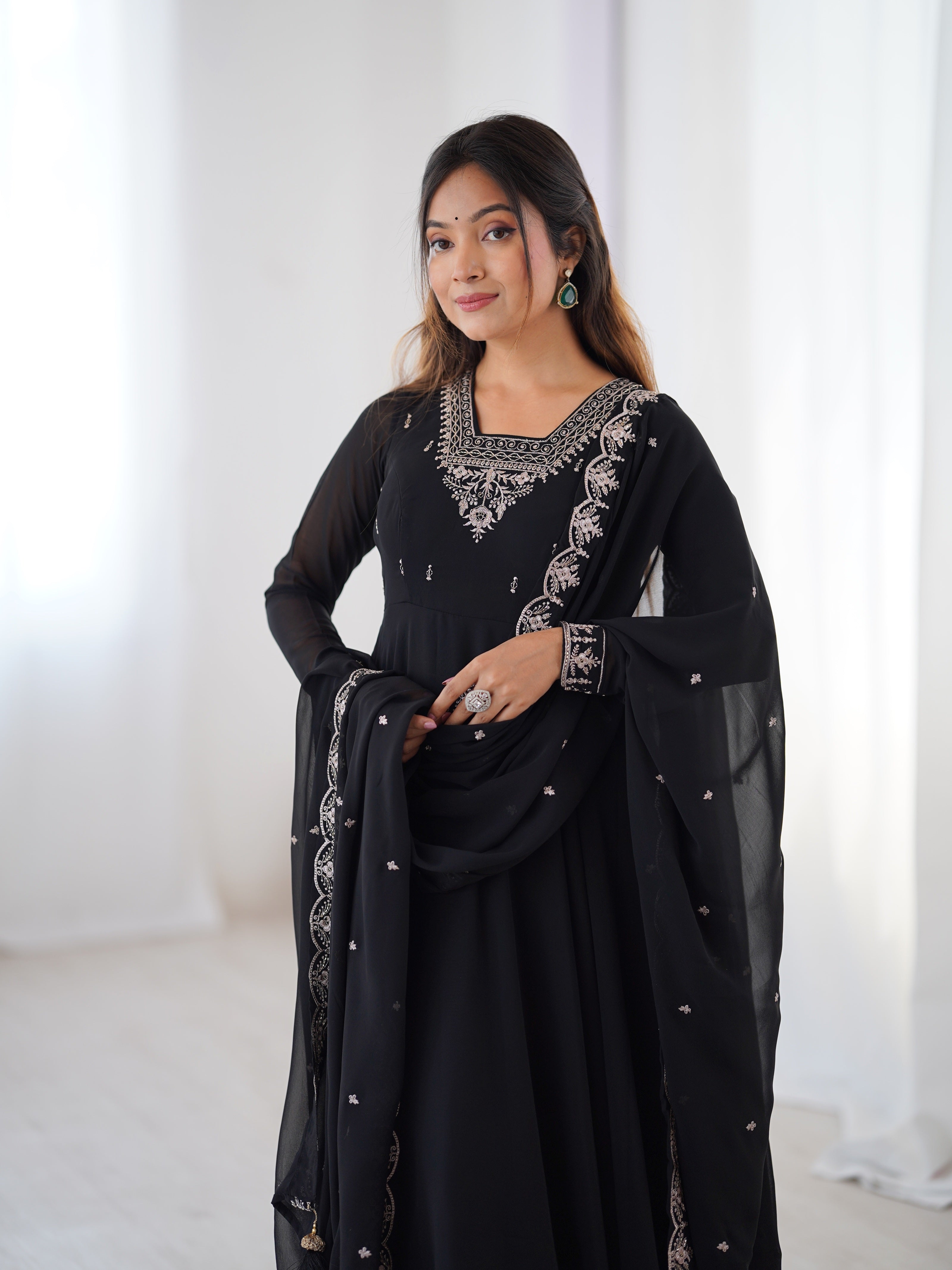 Regal Bloom Kurta Set