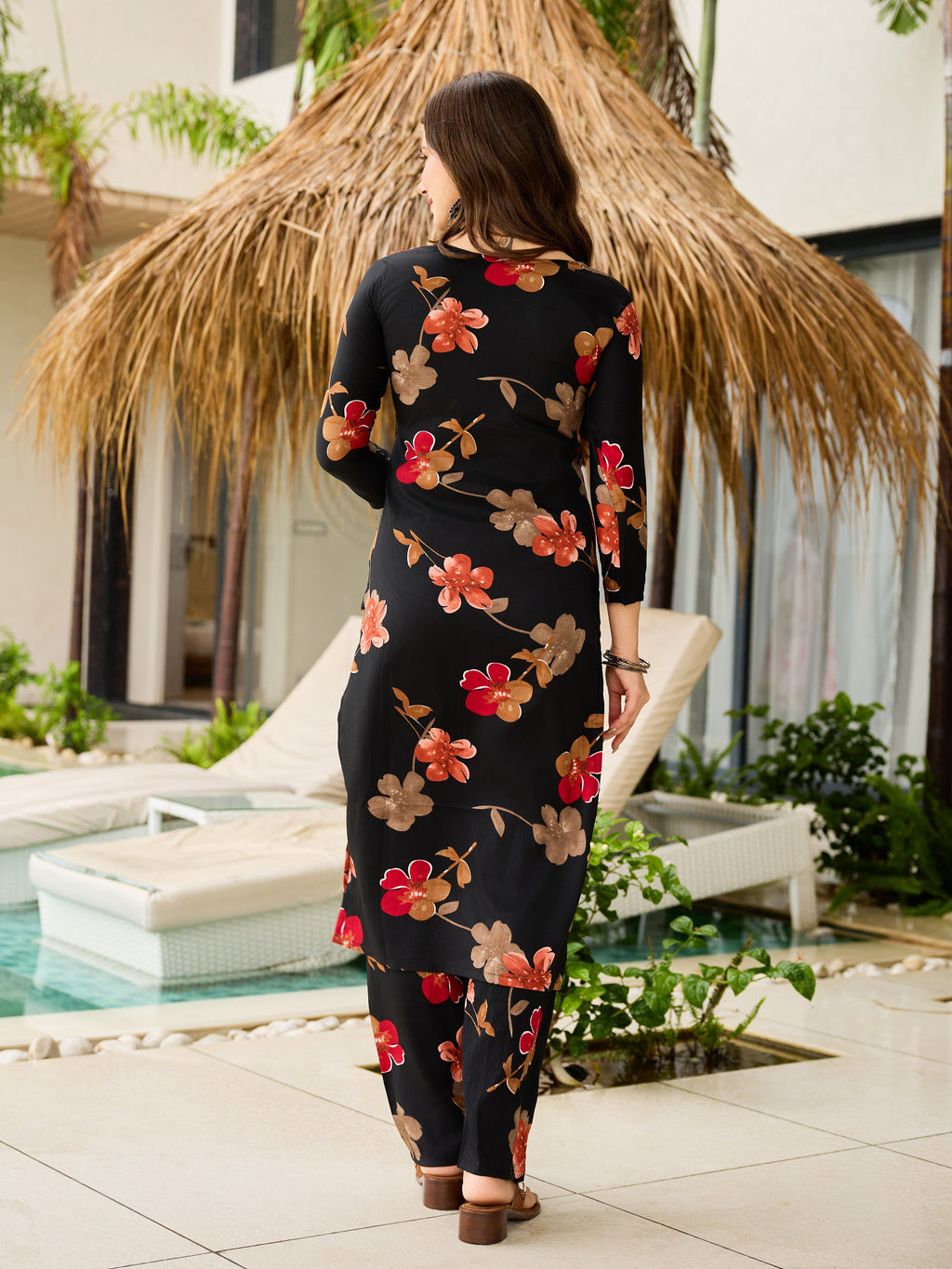Elegant Black Printed Kurta Set – Classic & Stylish