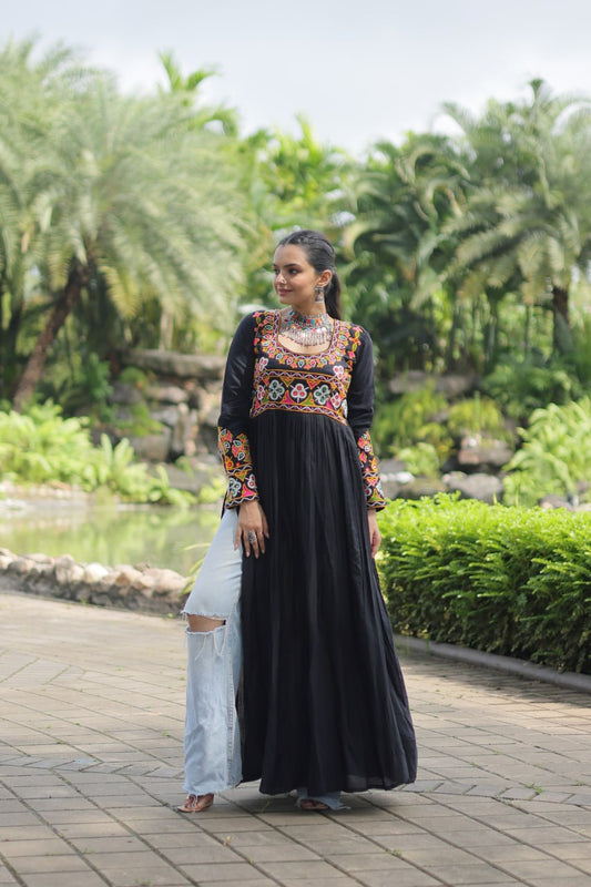 Gamthi Worked Kurta For Women