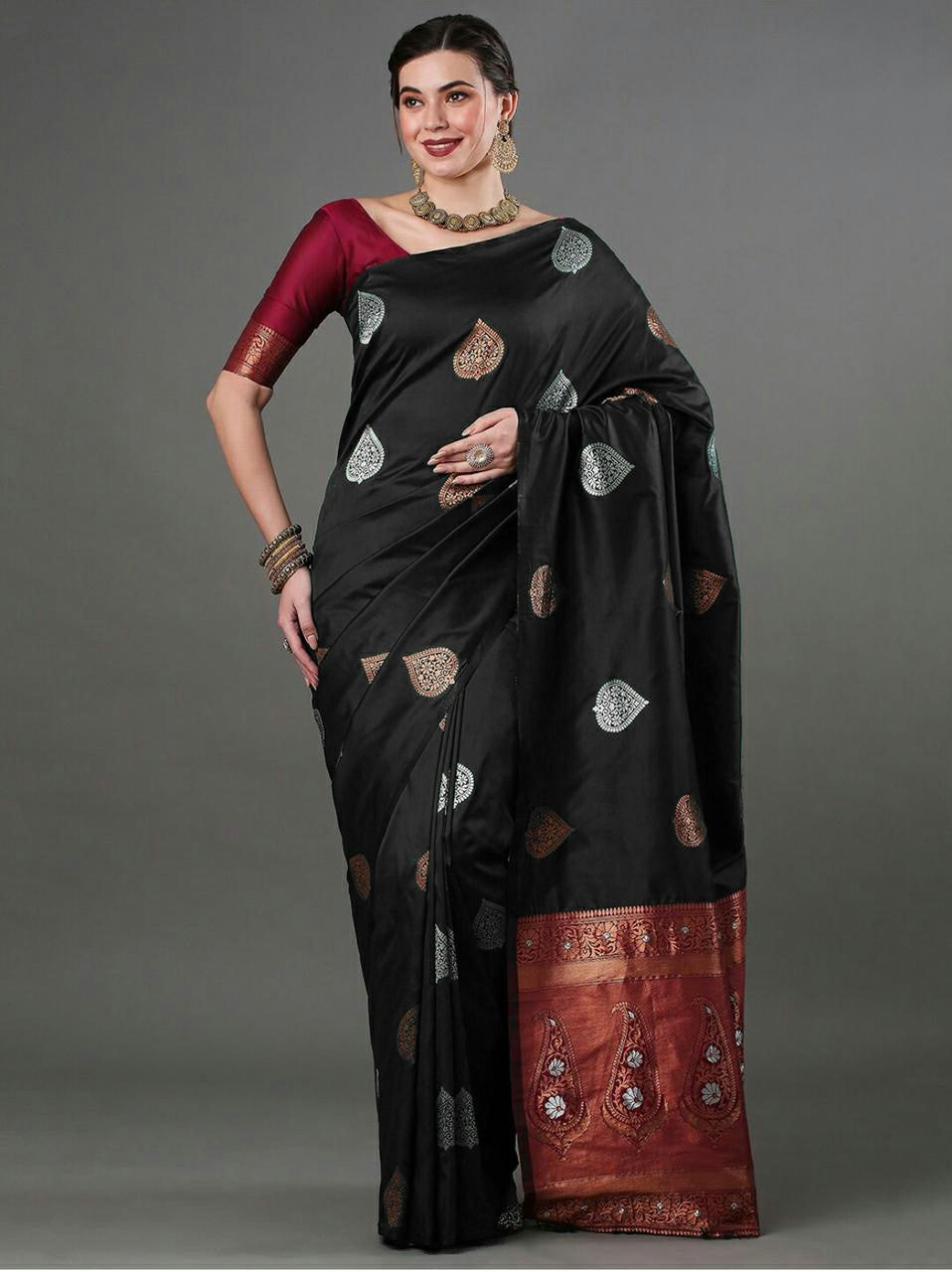 Stylish Black  Saree For Women