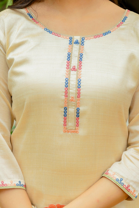 Elegant Cream Kurta with Multi-Color Prints – Ethnic & Casual Wear for Women