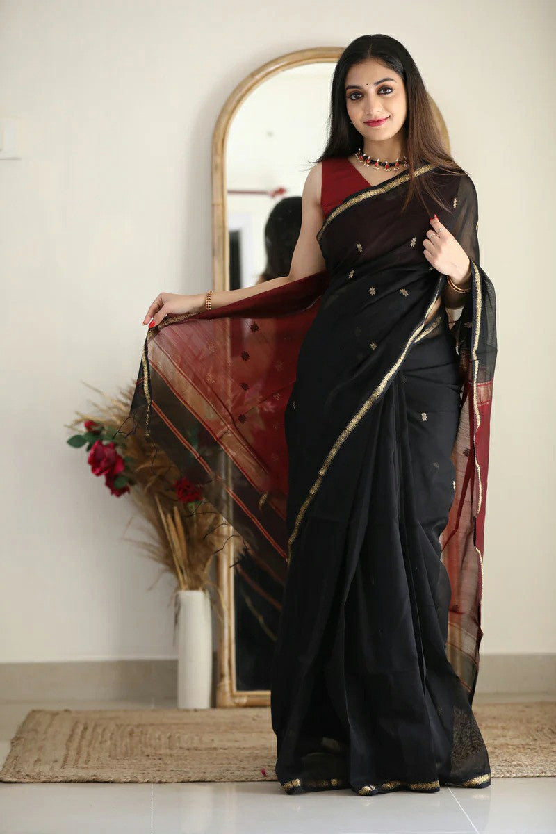 Elegant Traditional Saree with Contrast Border & Minimal Motifs for Festive Wear