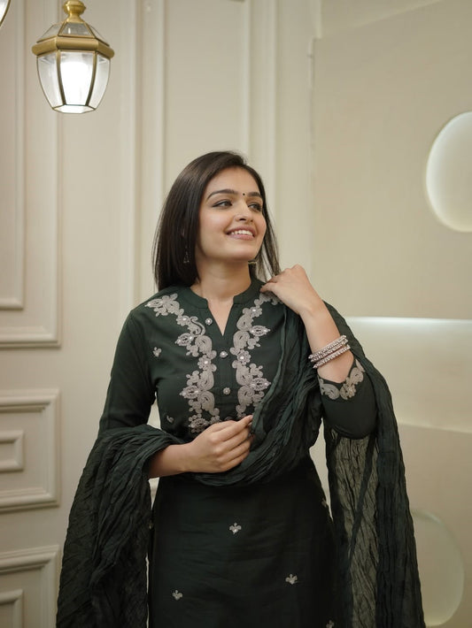 Bottle Green Kurta Set – Royal & Beautiful