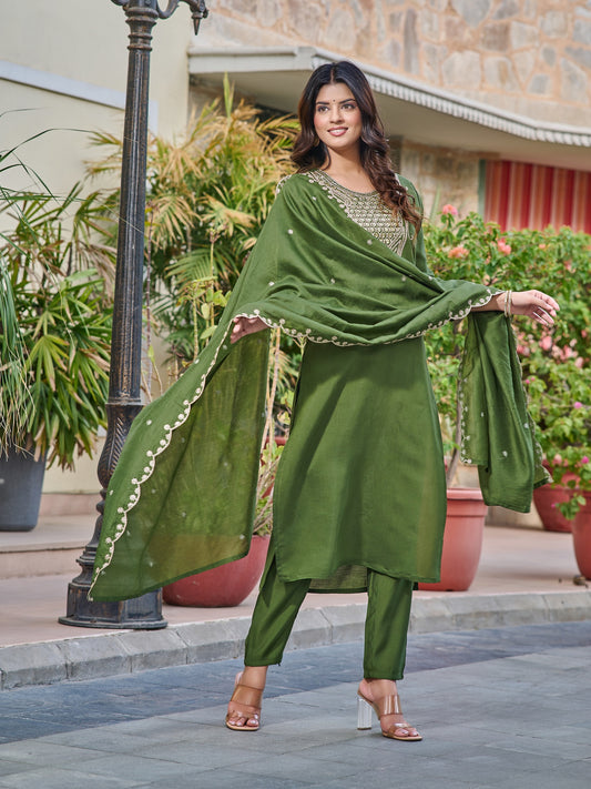 Festival Wear Green Kurta Set For Women
