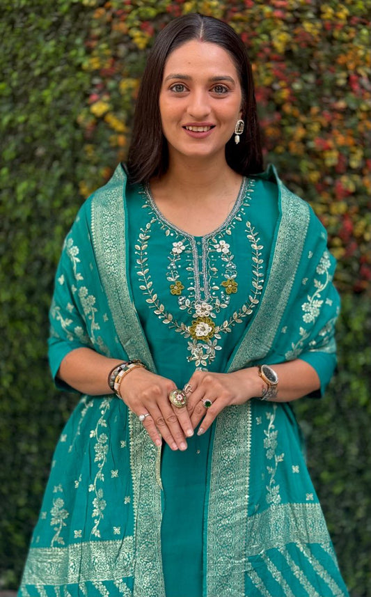 Green Kurta Set with Dupatta – Stylish Women’s Ethnic Wear for Festive & Party Looks