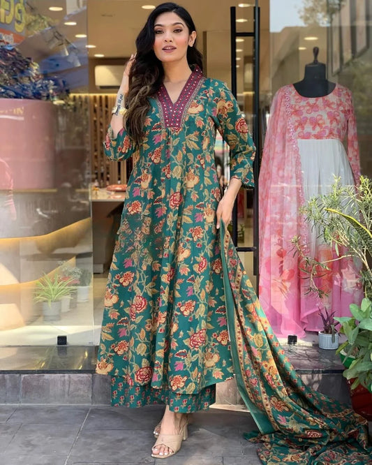 Emerald Elegance – Floral Print Kurta Set with Dupatta