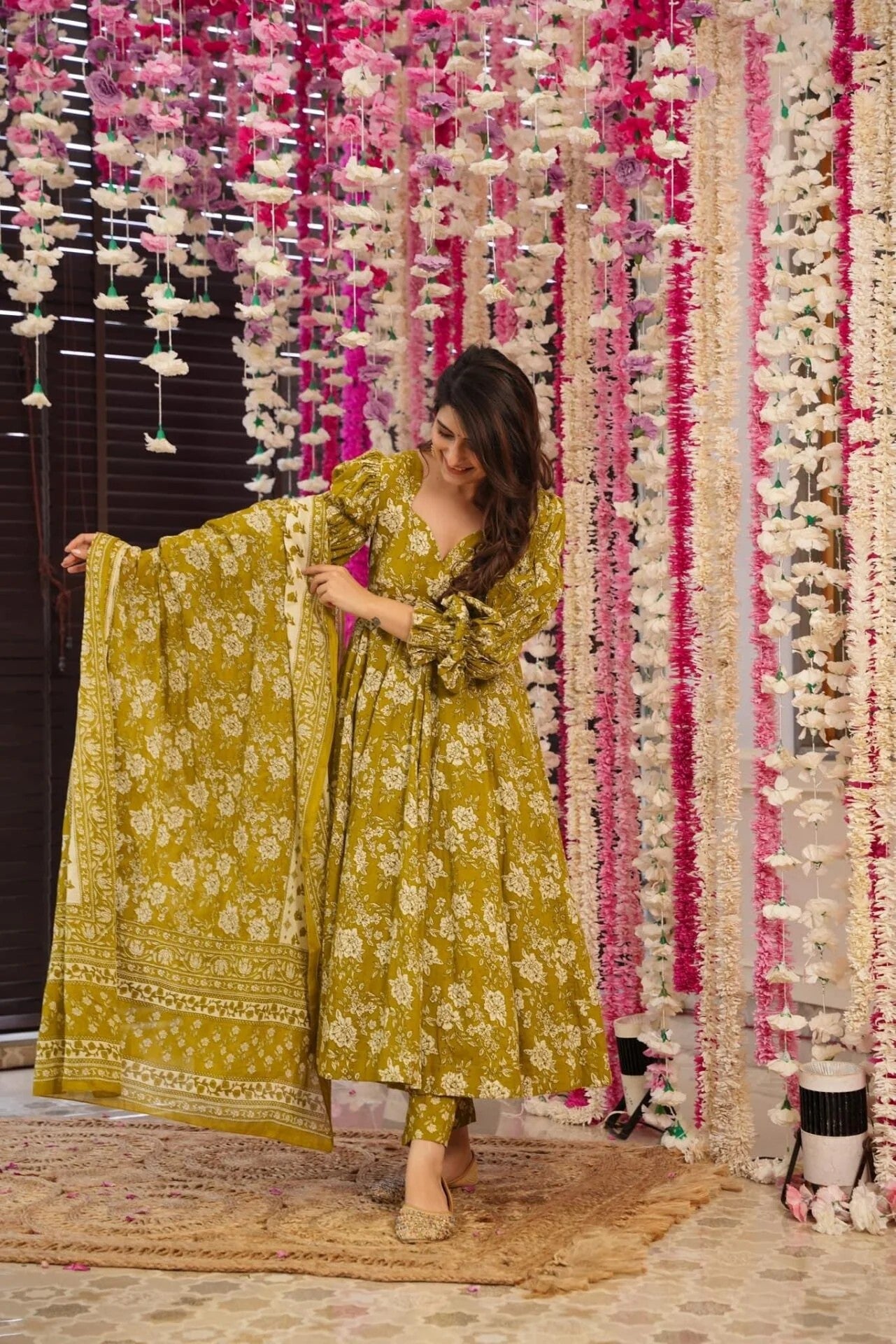 Olive Green Printed Kurta Set for Women
