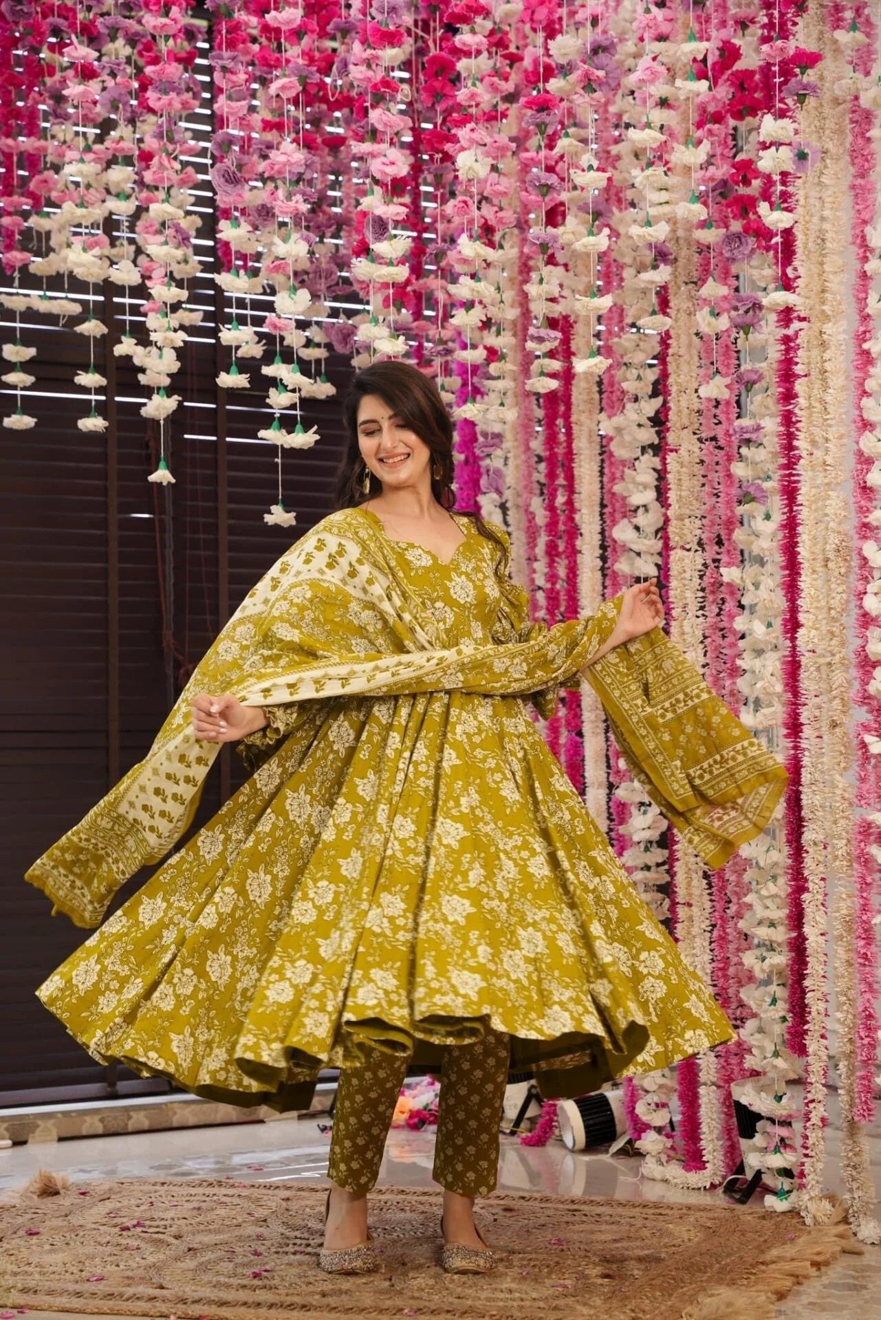 Olive Green Printed Kurta Set for Women
