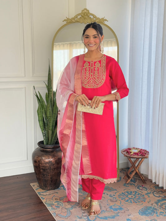 Classic Pink ethenic kurta set for women